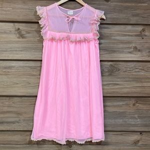 Vintage 60’s Avian Nightgown